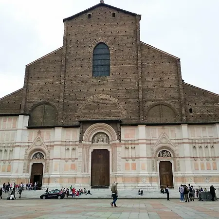2towers House_centro Storico Di Apartment